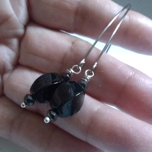 I Got(h) You! Sleek Sassy & Edgy! Twisted Black Onyx FishHook Dangle Earrings - Picture 7 of 10